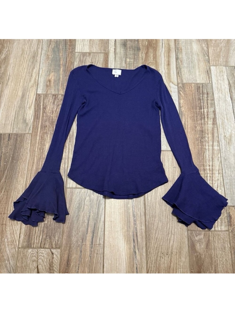 Anthropologie Postmark Bell Sleeve Top V-Neck Boho Top